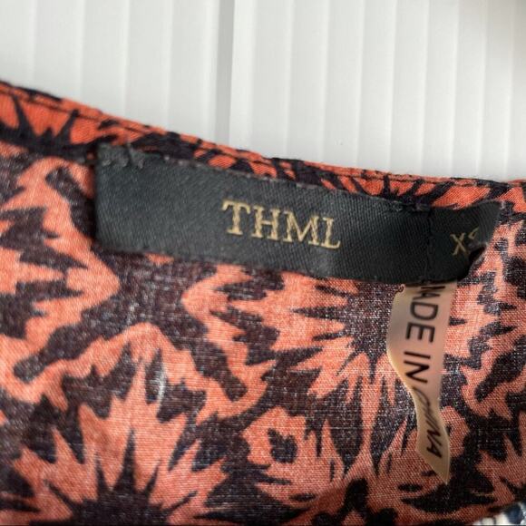 THML dressy top Crewneck boho bell sleeves - Picture 2 of 4